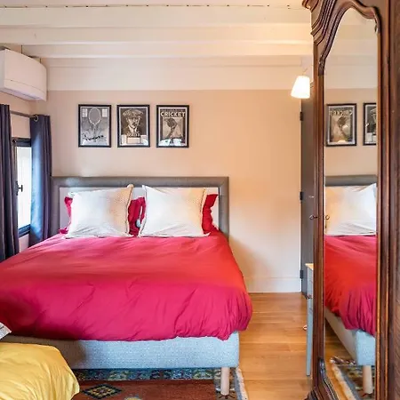 De La Cote 6 * Beaune (Cote d'Or)